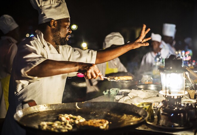 Read more about the article Savor Zanzibar: A Mind-blowing Culinary Journey Through the Spice Island